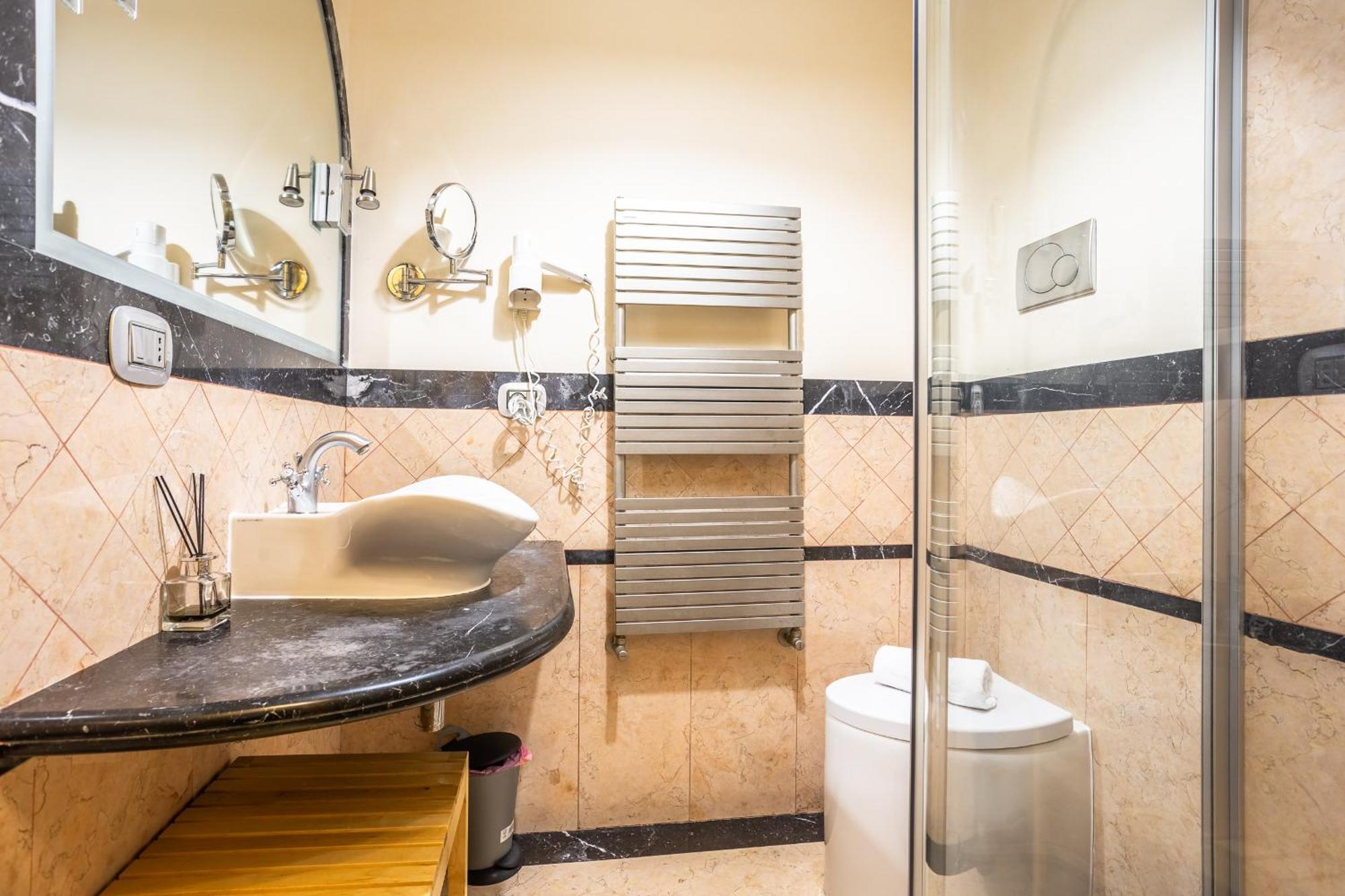 Opera Theater Relais Hotel Roma Ngoại thất bức ảnh